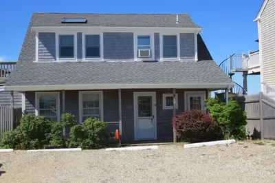 538 Shore Road, Unit 4