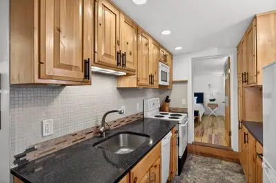 233 Bradford Street, Unit Apt 10, Provincetown MA — view 2