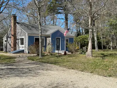 1065 Great Pond Road