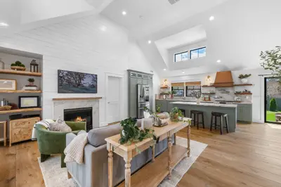 17 Rogers Road, Harwich MA — view 3