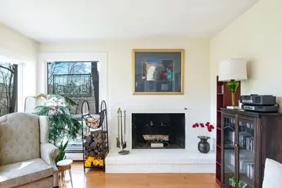 33 Lorraine Road, Falmouth MA — view 4