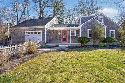 14 Lovers Lane, Harwich MA — view 2