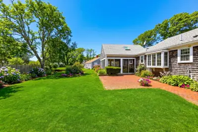 13 Robert Lane, Harwich MA — view 3