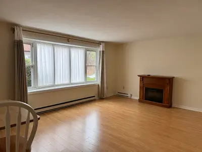 775 W Main Street, Unit Apt 5, Barnstable MA — view 4