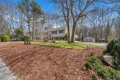 320 Braggs Lane, Barnstable MA — view 3