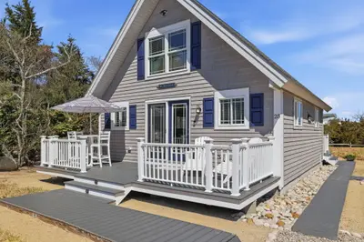 25 N Shore Boulevard Extension, Sandwich MA — view 2