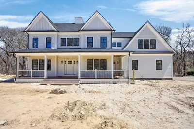124 Old Jail Lane, Barnstable MA — view 3