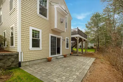 20 Saltwater Circle, Mashpee MA — view 2