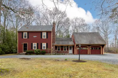 10 Quaker Meetinghouse Road, Sandwich MA — view 2