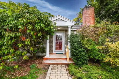 400 Davisville Road, Falmouth MA — view 4