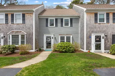287 Ocean Street, Unit D2, Barnstable MA — view 3