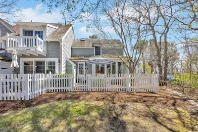 28 Flying Cloud Circle, Unit 28, Mashpee MA — view 5