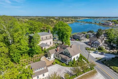 10 Bank Street, Wellfleet MA — view 2