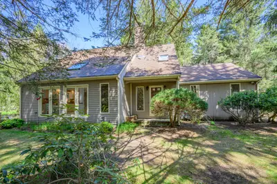 105 Nelson Lane
