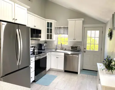 8 Wharf Avenue, Mashpee MA — view 4