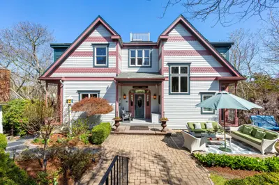 10 Somerset Road, Provincetown MA