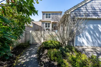 42 Oak Glen Village, Unit 42, Yarmouth MA — view 4