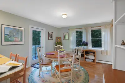 22 Old Lighthouse Road, Vineyard Haven MA — view 3