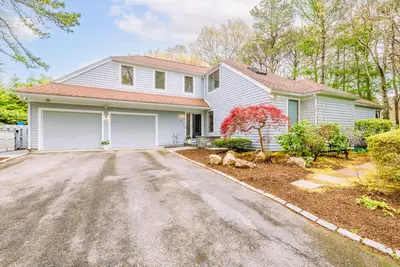 8 Walton Knob, Mashpee MA — view 3