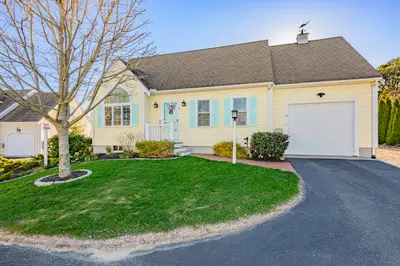 549 Center Street, Unit Apt 5, Dennis MA