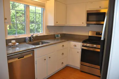 39 Tower Hill Road, Unit Apt 1a, Barnstable MA — view 3