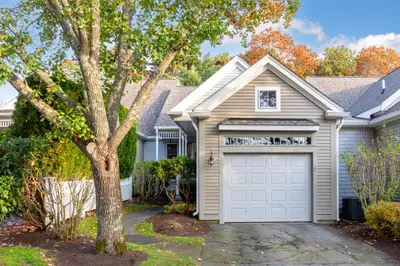13 Laurel Hill Court, Unit 13, Bourne MA — view 3