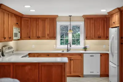 10 Hathorne Lane, Orleans MA — view 2
