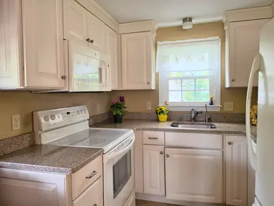 16 Pine Hollow Road, Falmouth MA — view 4