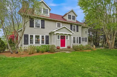 139 Main Street, Vineyard Haven MA — view 2