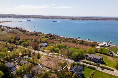 Temahigan Avenue & Dover Street, Oak Bluffs MA