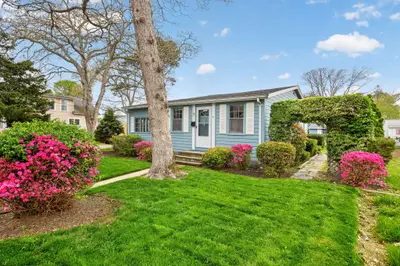 61 Silver Beach Avenue, Falmouth MA — view 4