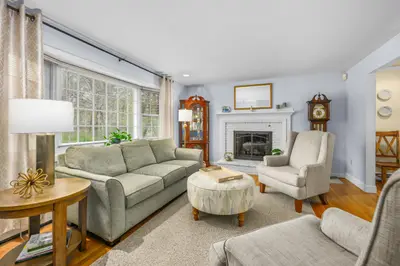 5 Kaycees Way, Yarmouth MA — view 3