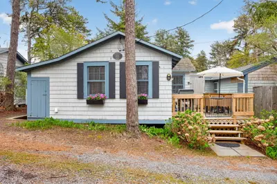 1340 Main Street, Unit 9, Chatham MA — view 2