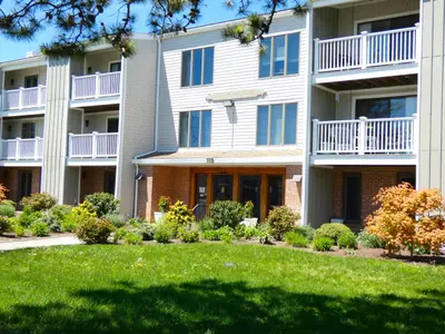 24 Old Colony Way, Unit Apt 12, Orleans MA