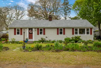 7 Oak Leaf Lane