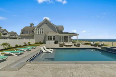 50 Coastline Drive, Mashpee MA — view 3