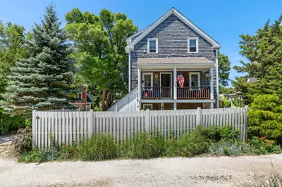 16 Hensche Lane, Unit 16