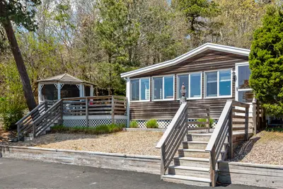 22 Follins Pond Road, Dennis MA — view 5