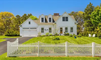 13 Academy Hill Lane