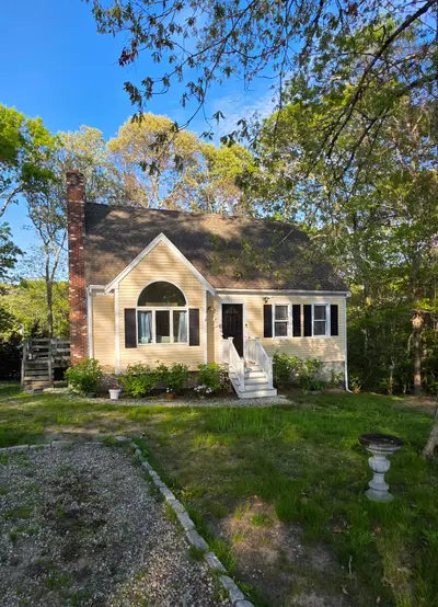 171 Wheeler Road, Mashpee MA