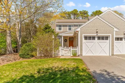 20 Lanyard Way, Unit 20, Mashpee MA — view 5