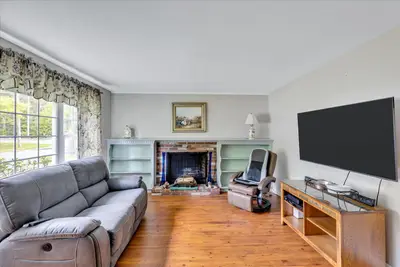 8 Brigantine Avenue, Barnstable MA — view 3