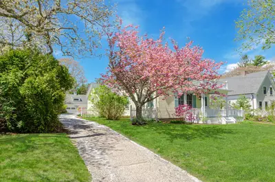 1089 Main Street, Barnstable MA — view 2