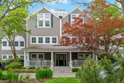 105 Parker Road, Unit B, Barnstable MA