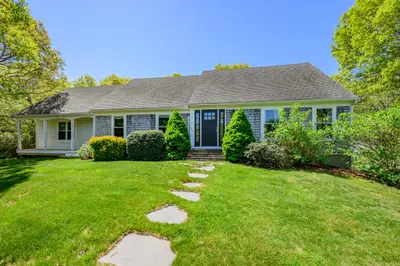 284 Bragg's Lane, Barnstable MA