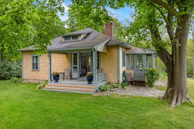 21 Quaker Road, Sandwich MA — view 2