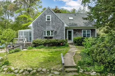 2231 Meetinghouse Way, Barnstable MA
