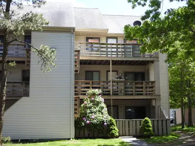 800 Bearses Way, Unit Apt 4nf, Barnstable MA