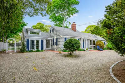 244 Craigville Beach Road, Barnstable MA — view 2