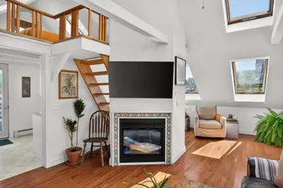 127 Bradford Street, Unit 4